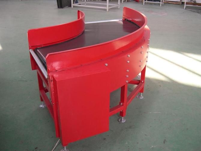 物流90°轉彎皮帶機