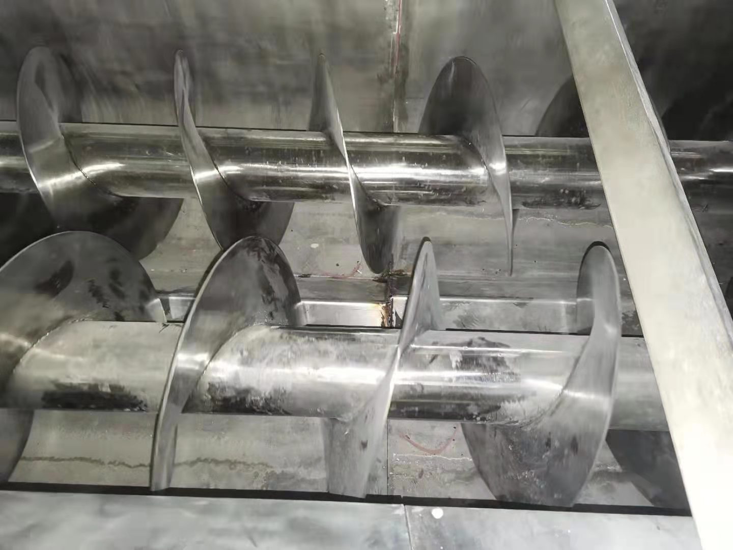 不銹鋼雙軸絞龍.